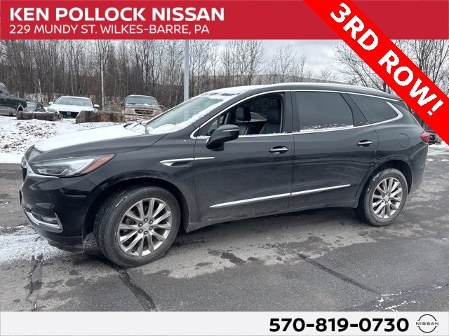 2019 Buick Enclave Essence's photo