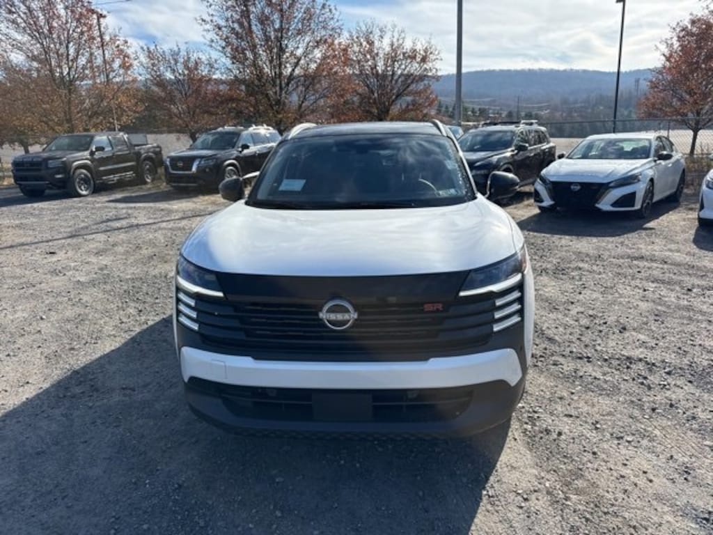 New 2026 Nissan Kicks SR SR AWD