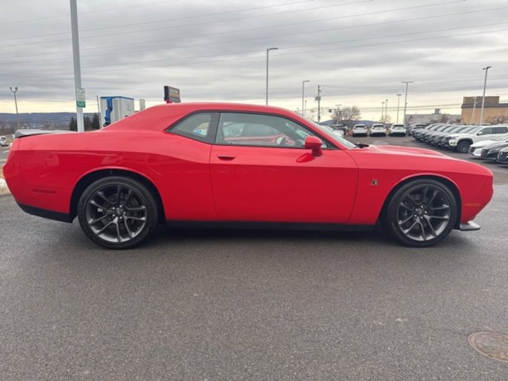 Used 2022 Dodge Challenger R/T Scat Pack Coupe