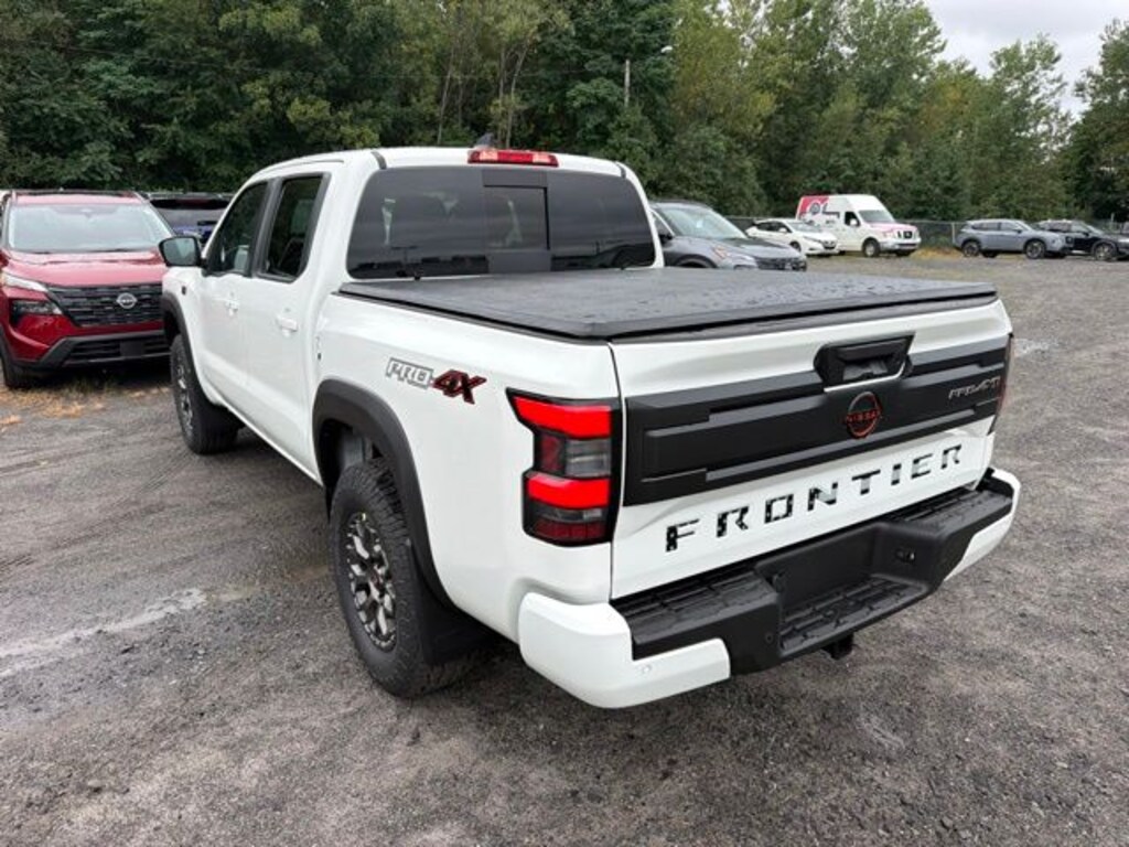 New 2026 Nissan Frontier PRO-4X w/R Package Truck