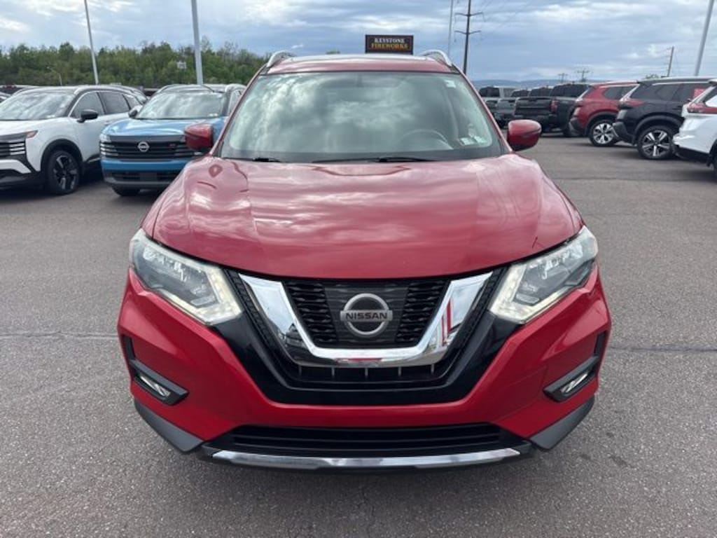 Certified 2017 Nissan Rogue SV SUV
