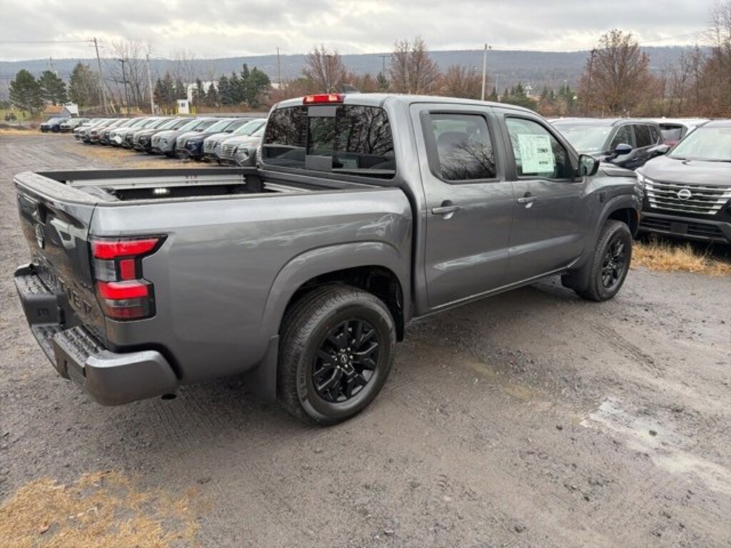 New 2026 Nissan Frontier SV Crew Cab 4x4 SV