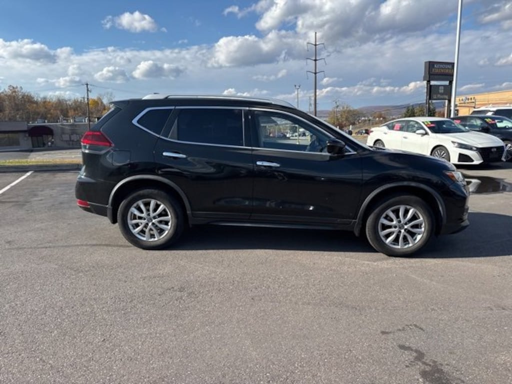 Certified 2018 Nissan Rogue SV AWD SV