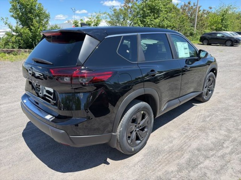New 2026 Nissan Rogue SV SUV