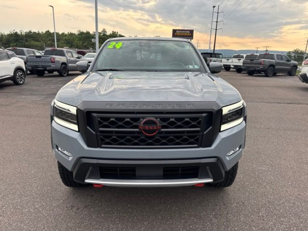 Certified 2024 Nissan Frontier PRO-4X Truck