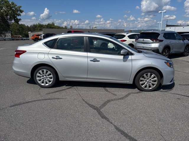 2017 Nissan Sentra SV photo 4
