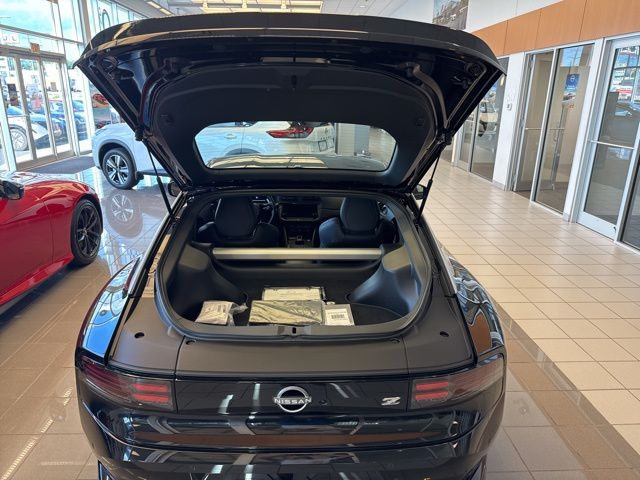 2025 Nissan Z Performance - Photo 13