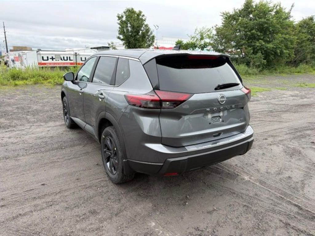 New 2026 Nissan Rogue SV SUV