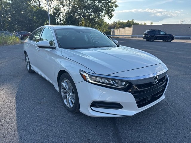 2019 Honda Accord LX 1.5T photo 3