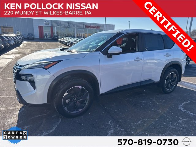 2025 Nissan Rogue SV's photo