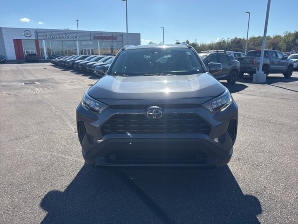 Used 2021 Toyota RAV4 LE LE AWD