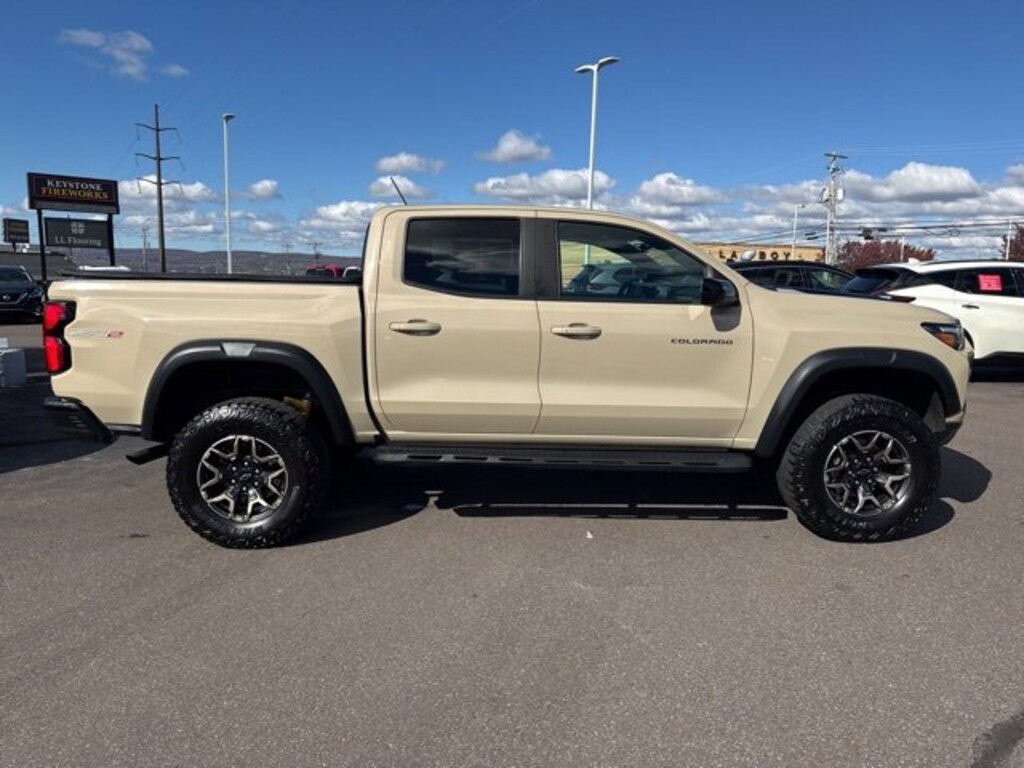 Used 2023 Chevrolet Colorado 4WD ZR2 4WD Crew Cab ZR2