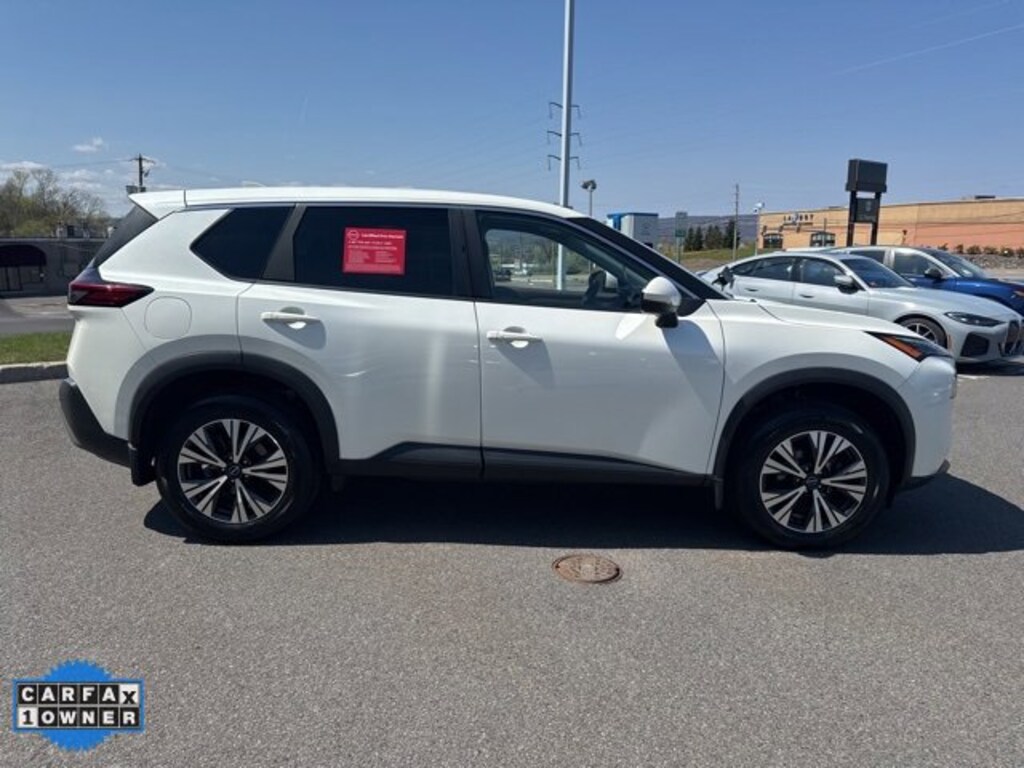 Certified 2022 Nissan Rogue SV AWD SV
