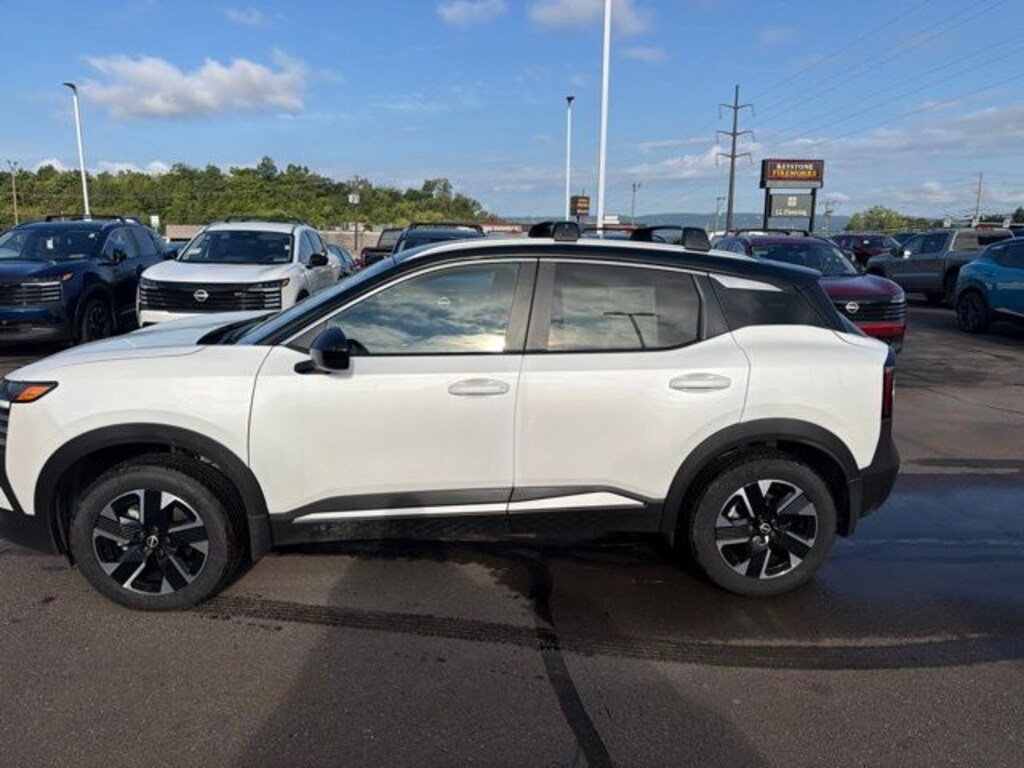 New 2026 Nissan Kicks SV SUV