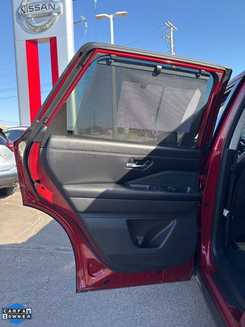 2023 Nissan Pathfinder SL - Photo 16