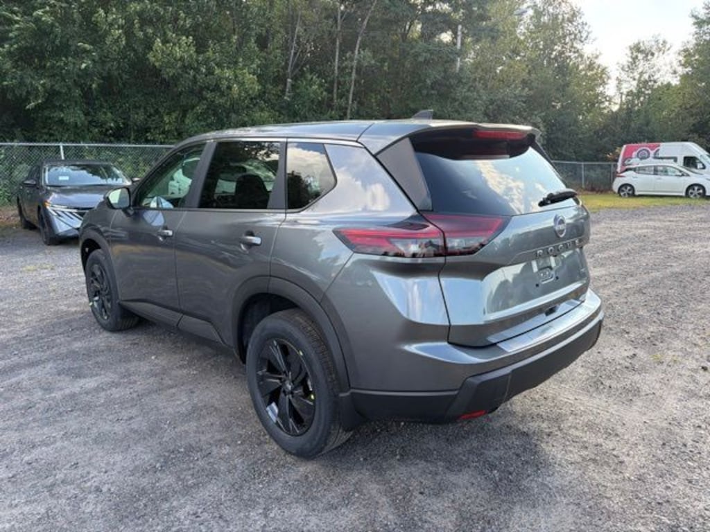 New 2026 Nissan Rogue SV SUV