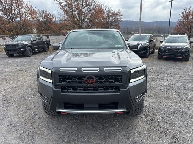 2026 Nissan Frontier PRO-4X Crew Cab photo 2