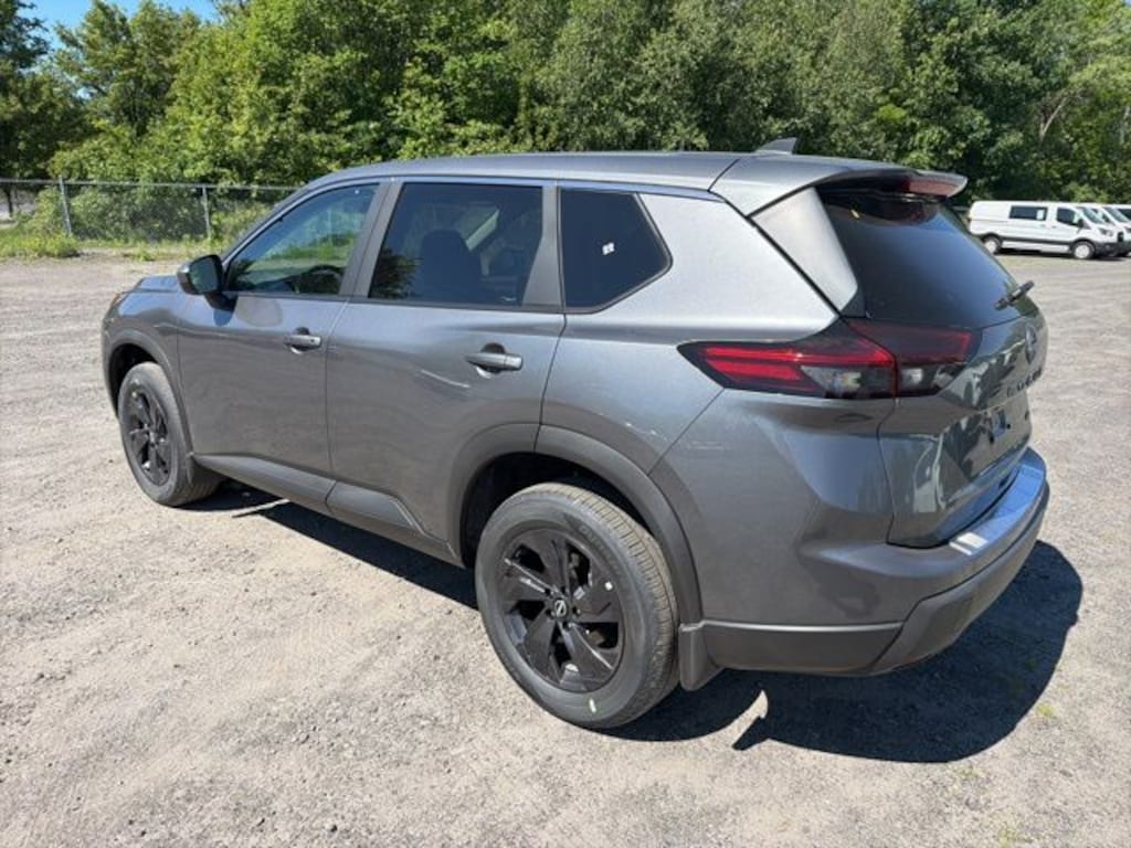 New 2026 Nissan Rogue SV SUV
