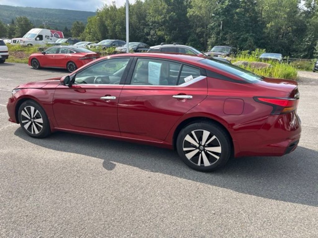 Certified 2021 Nissan Altima 2.5 SL Sedan