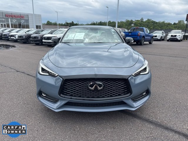 2022 Infiniti Q60 Red Sport 400 photo 2