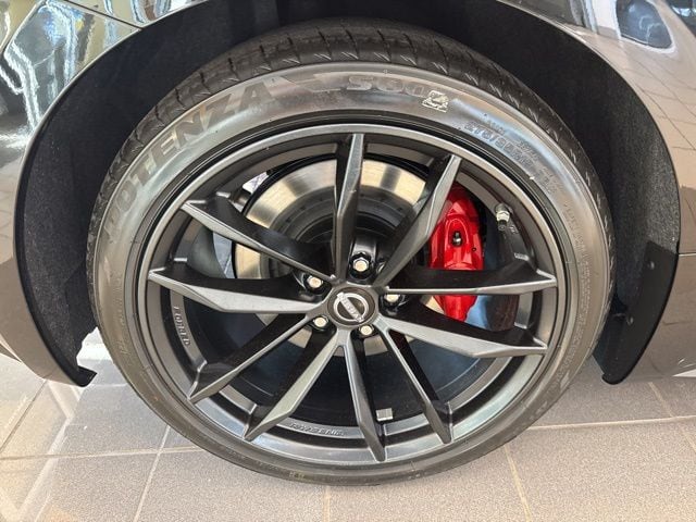 2025 Nissan Z Performance - Photo 37