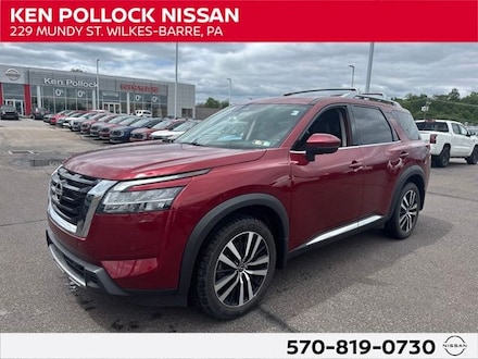 2023 Nissan Pathfinder Platinum SUV