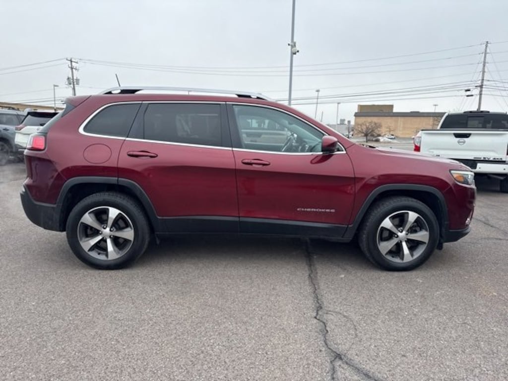 Used 2021 Jeep Cherokee Limited SUV