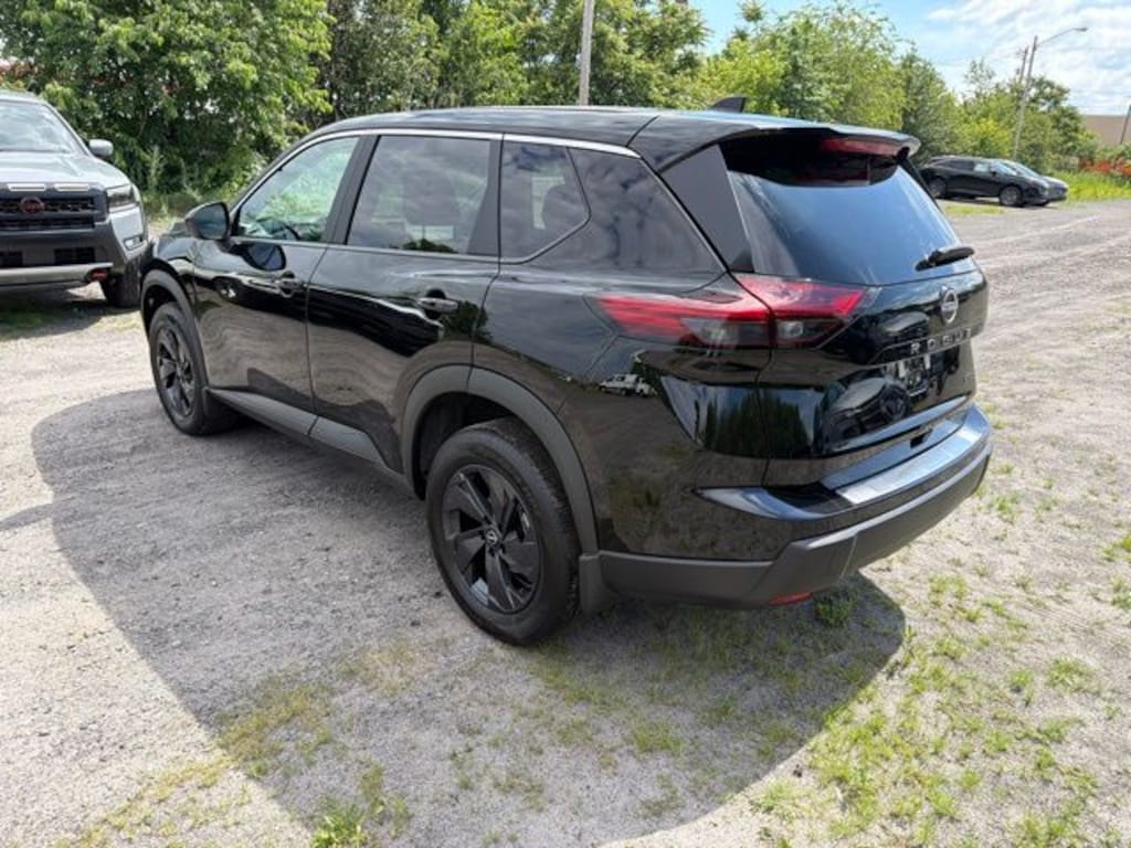 New 2026 Nissan Rogue SV SUV
