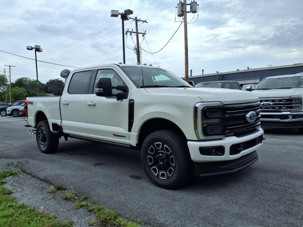 Used 2025 Ford F-350SD Platinum Truck
