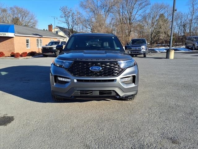 Used 2024 Ford Explorer ST-LINE with VIN 1FMSK7KH6RGA90639 for sale in Martinsburg, WV