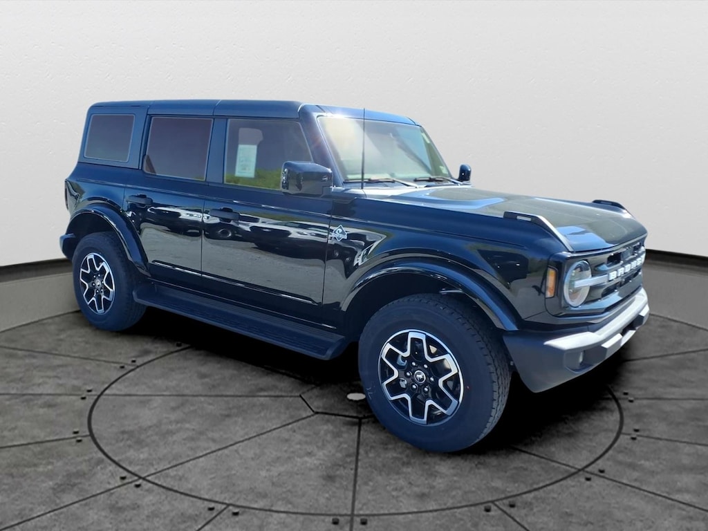 New 2026 Ford Bronco Outer Banks SUV