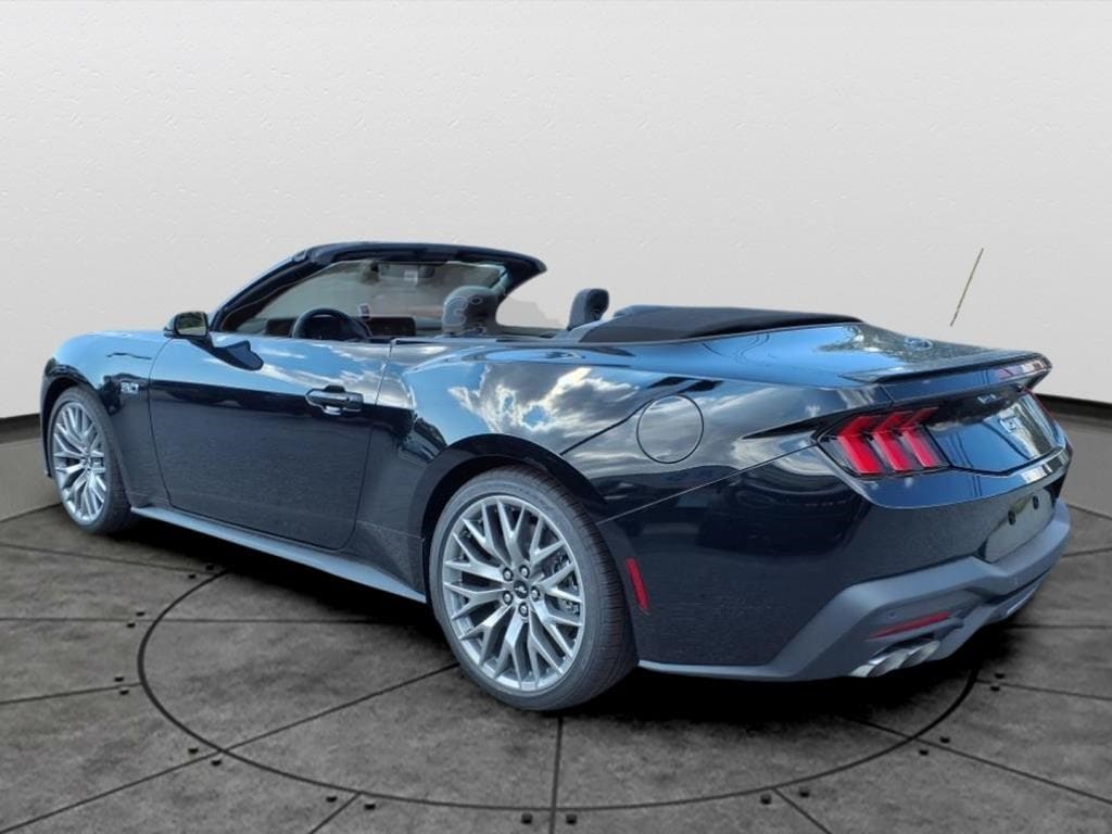 2025 Ford Mustang GT Premium Convertible - Photo 5