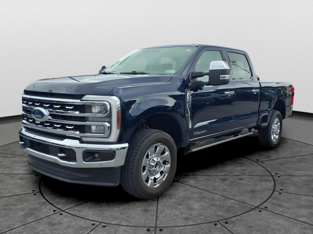 Used 2024 Ford F-250SD Lariat Truck