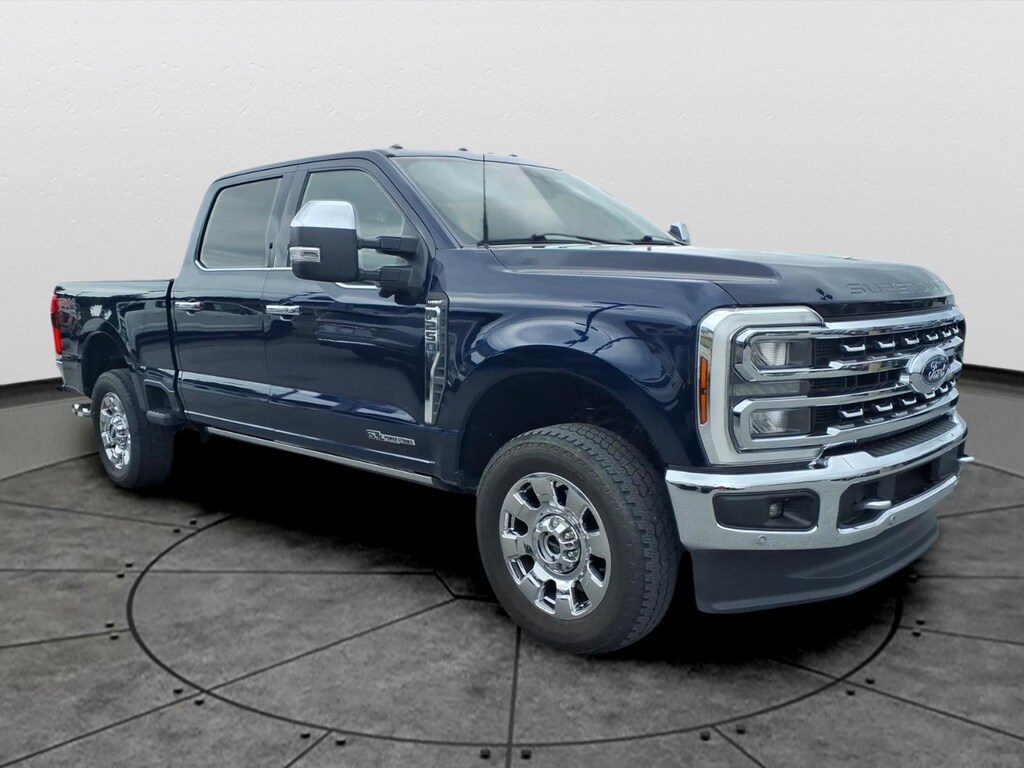Used 2024 Ford F-250SD Lariat Truck