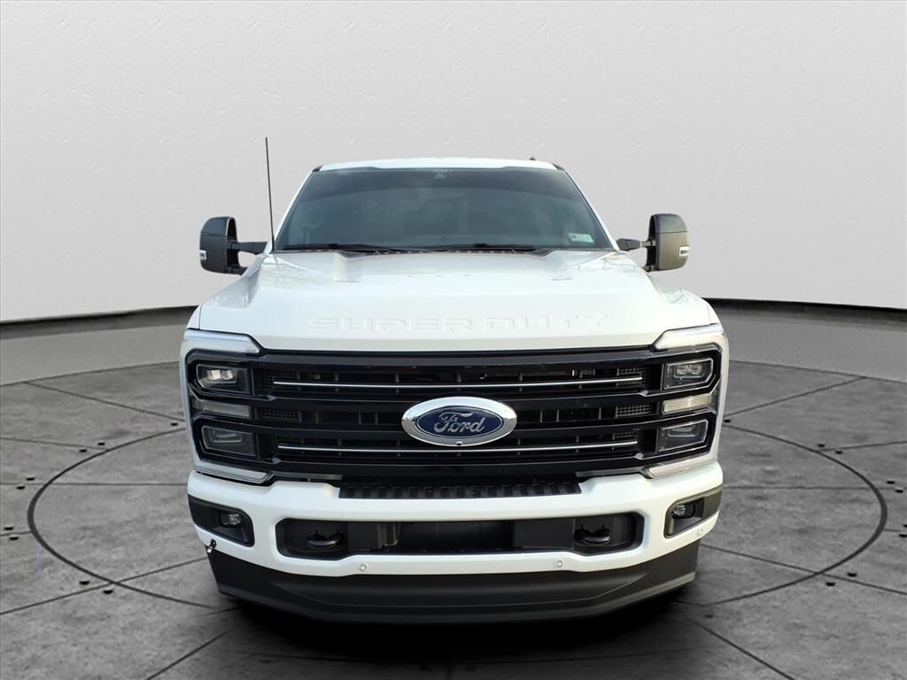 Used 2025 Ford F-350SD Platinum Truck