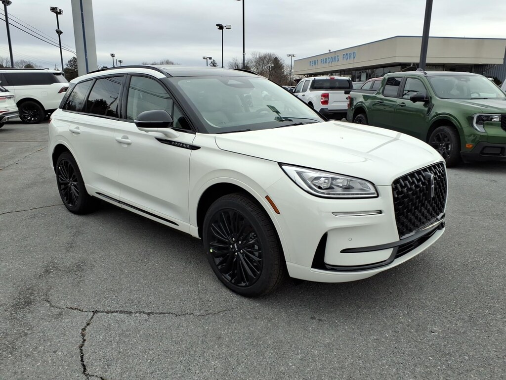 New 2026 Lincoln Corsair Plug-In Hybrid Grand Touring SUV