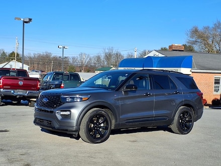 2024 Ford Explorer ST-Line SUV