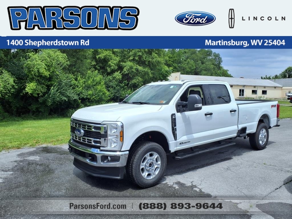 2025 Ford F-350 Super Duty XLT's photo