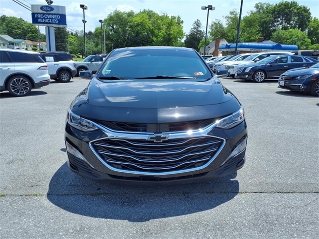 Used 2022 Chevrolet Malibu Premier with VIN 1G1ZE5SX3NF205647 for sale in Martinsburg, WV