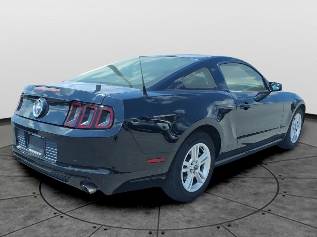Used 2014 Ford Mustang V6 Coupe