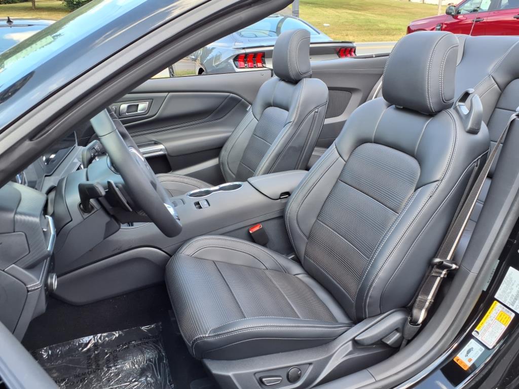 2025 Ford Mustang GT Premium Convertible - Photo 7