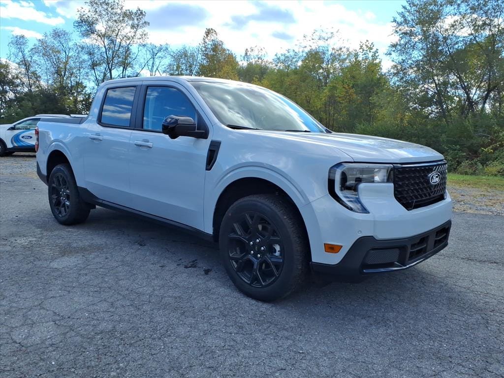 New 2025 Ford Maverick Lariat Truck