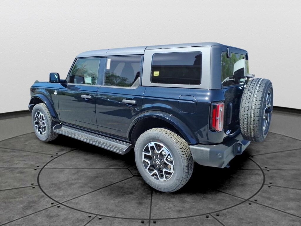 New 2026 Ford Bronco Outer Banks SUV