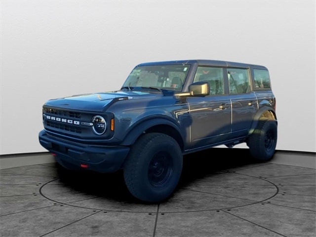 2025 Ford Bronco 4-Door Base's photo