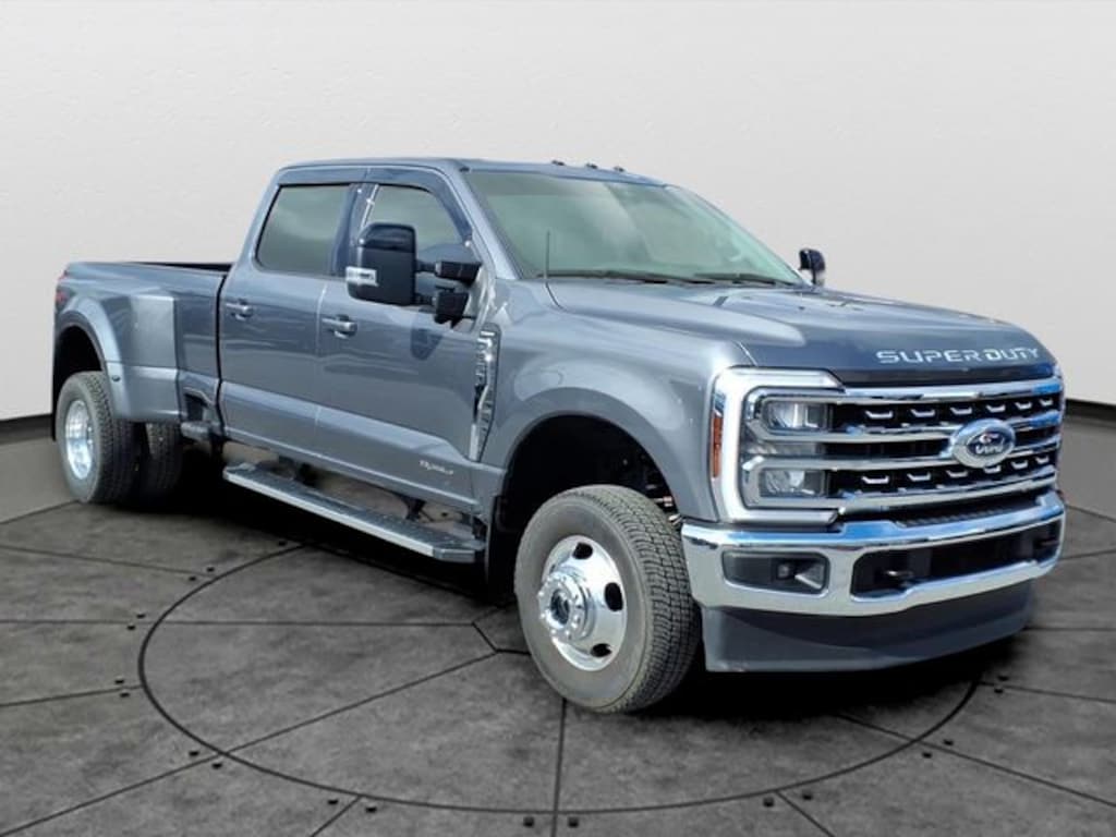 Used 2024 Ford F-350SD Lariat Truck