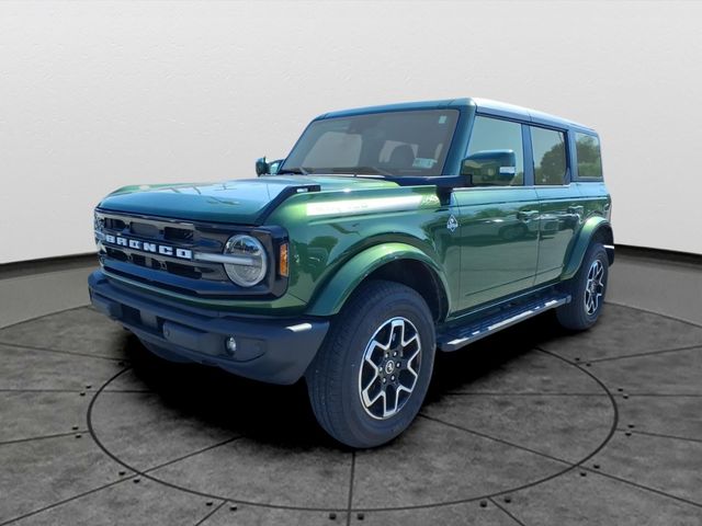 2023 Ford Bronco Outer Banks 4x4's photo
