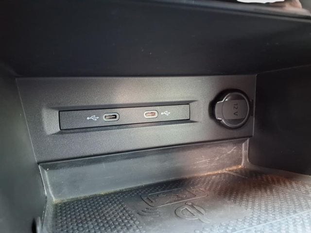 2023 Volkswagen Taos SE - Photo 23