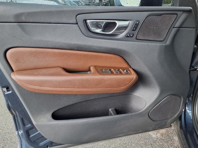 2023 Volvo XC60 Ultimate - Photo 17