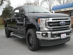 2022 Ford F-350 Lariat Super Duty Crew Cab Truck