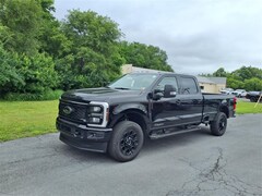 2025 Ford F-350SD Lariat Truck